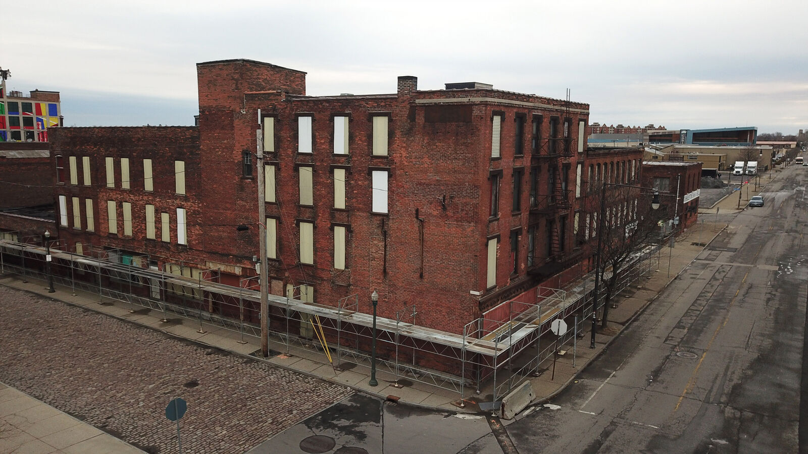 110 and 118 South Park Avenue deteriorating buildings
